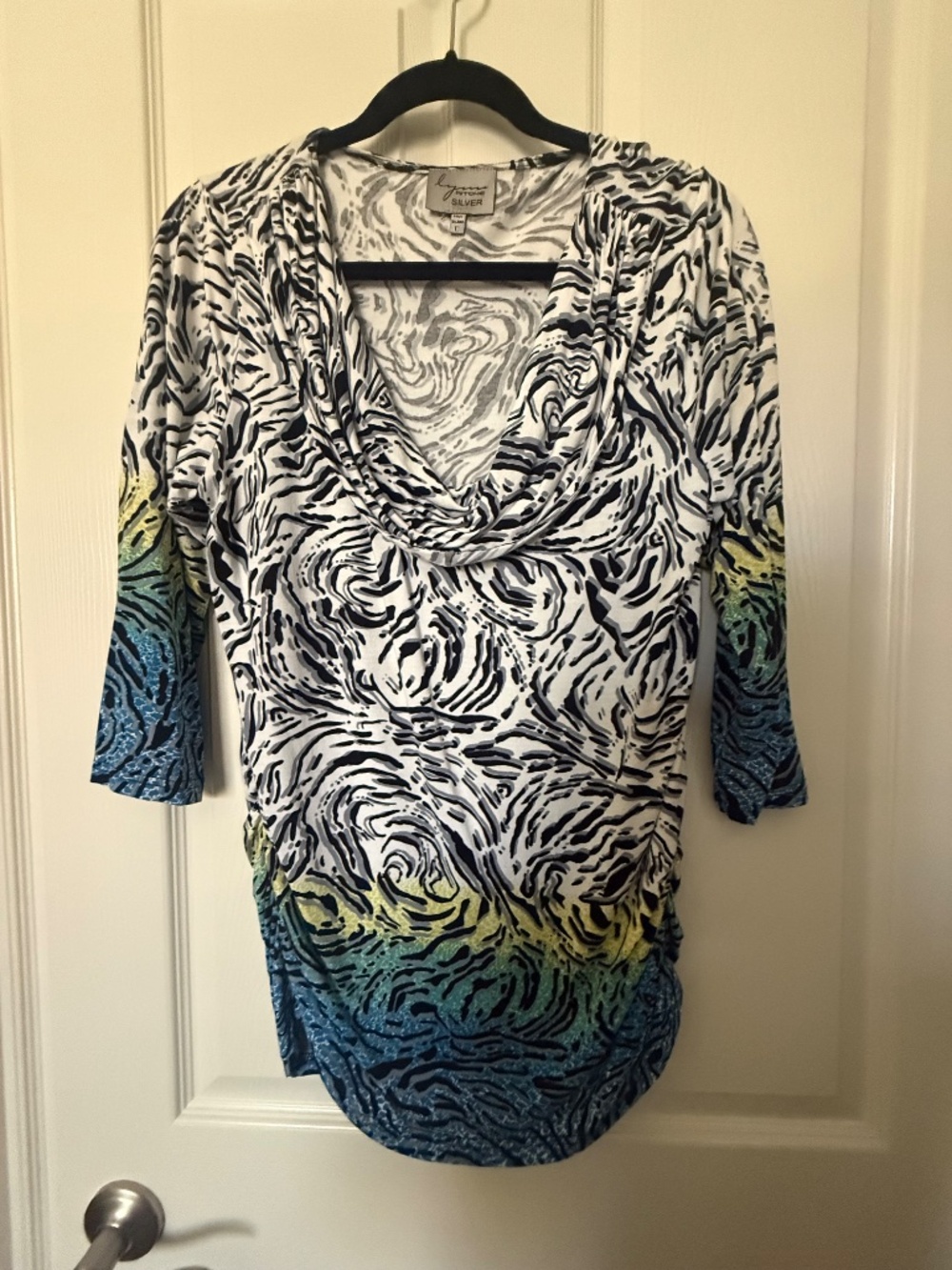Lynn Ritche Silver multi colored tunic top, cowl neck SZ L